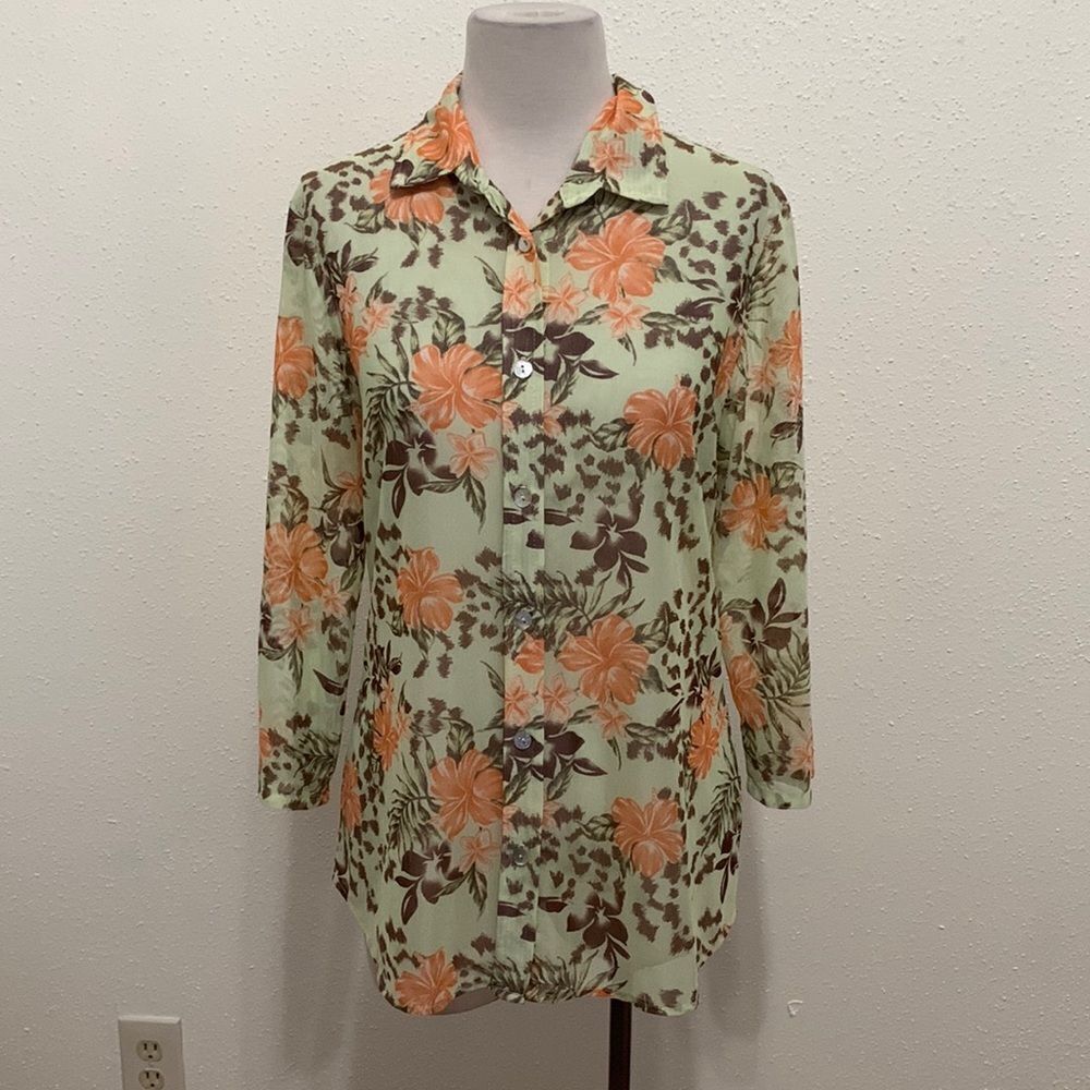 3for$20 button front blouse floral large